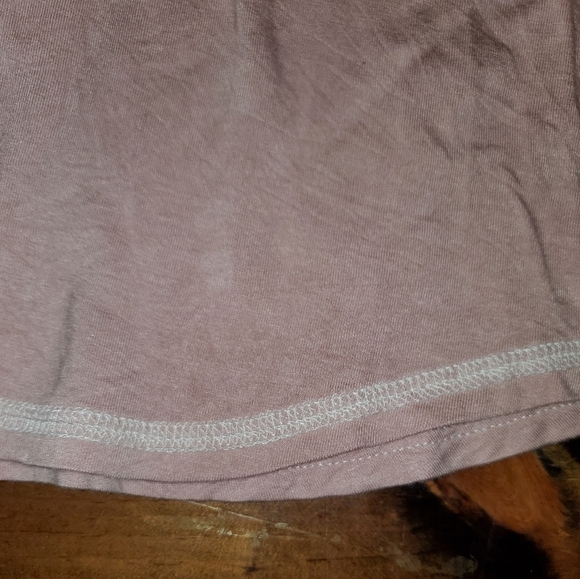 Light, Soft Long Sleeve Pale Pink Tee Medium - Picture 4 of 9